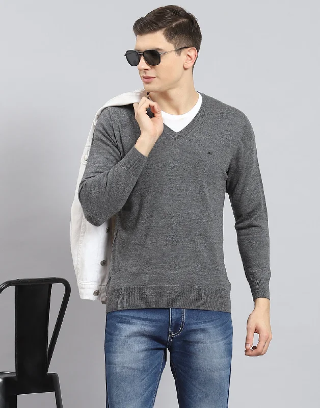 Men Grey Solid V Neck Full Sleeve Pullover