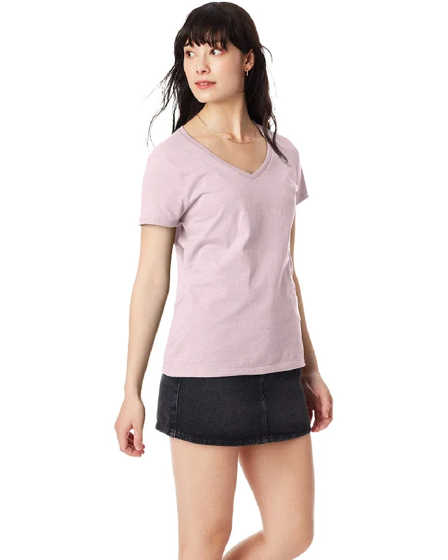 Hanes Ladies Ringspun Cotton Nano V-Neck T-Shirt | Pale Pink