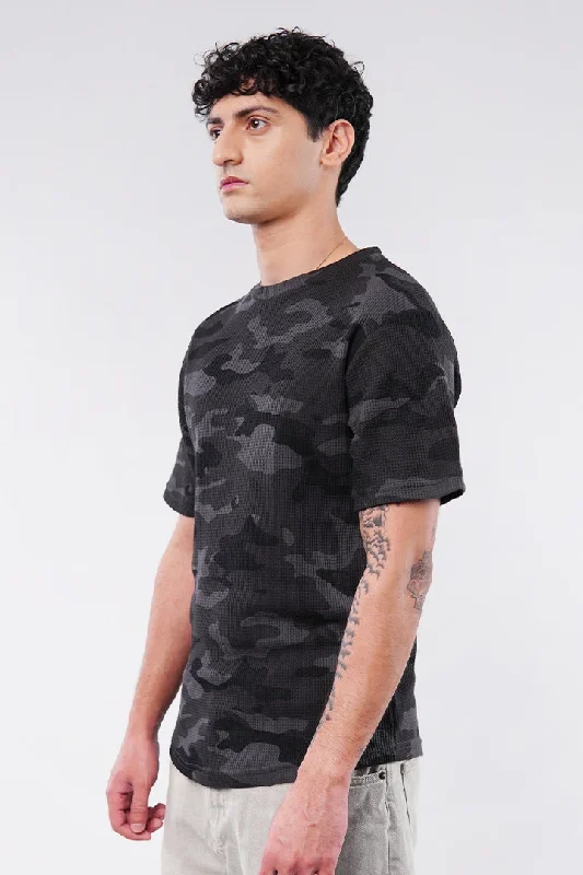 Curved Hem Camouflage T-Shirt - Black & Grey